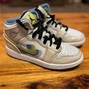 Air Jordan Kids High-Top Sneakers Size 4.5Y